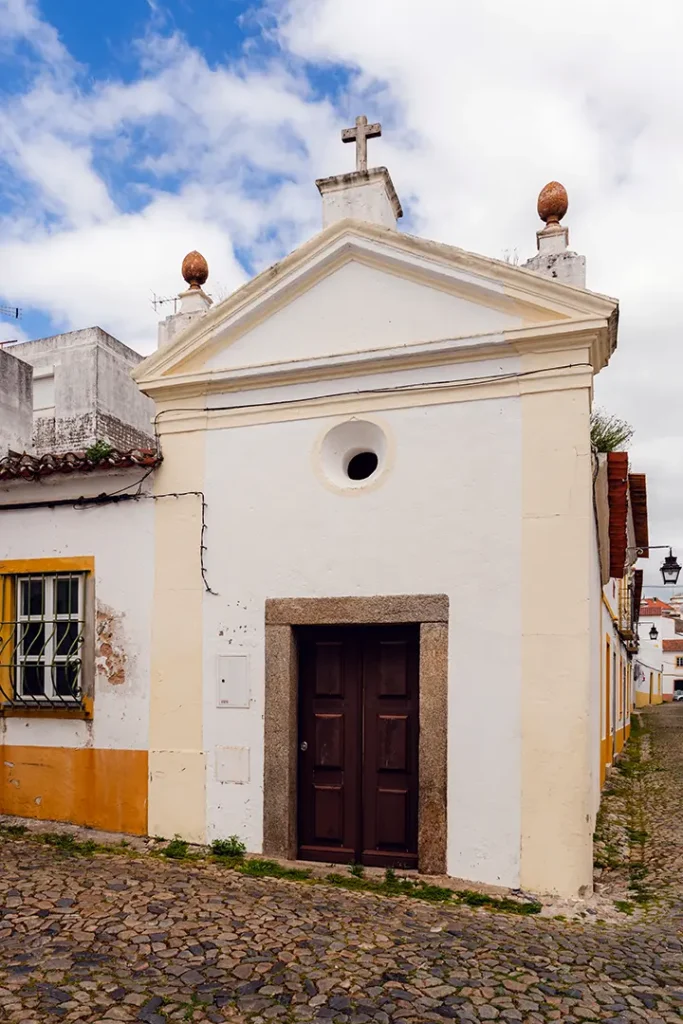 Capela de Nossa Senhora ao Pé da Cruz
