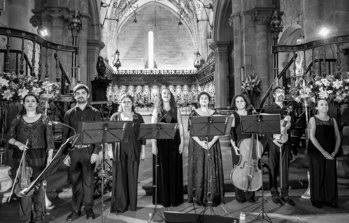 Metáfora das Flores, coro e órgão. Magna Ferreira – direção